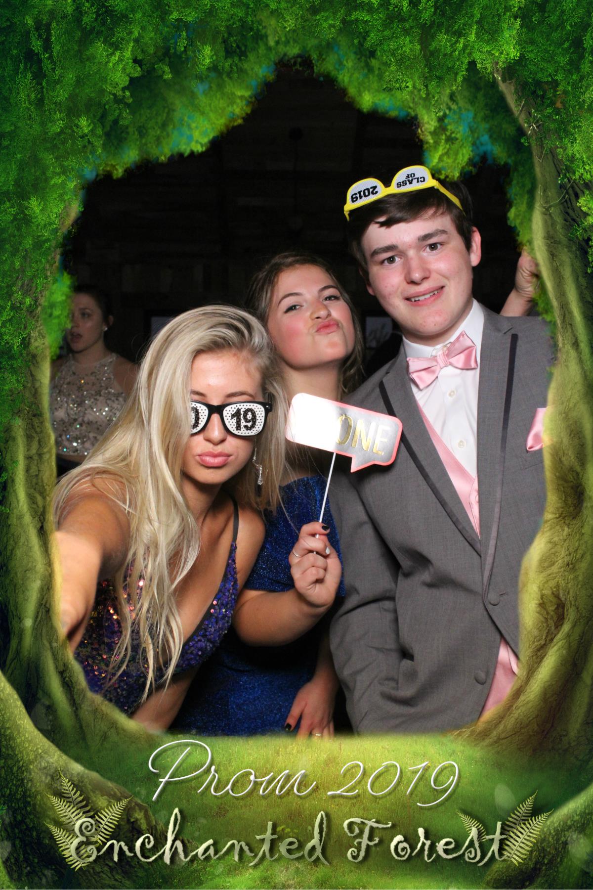 Rangeley Prom | View more photos from the event at gallery.mainemagicmirror.com/u/MaineMagicMirror/Rangeley-Prom